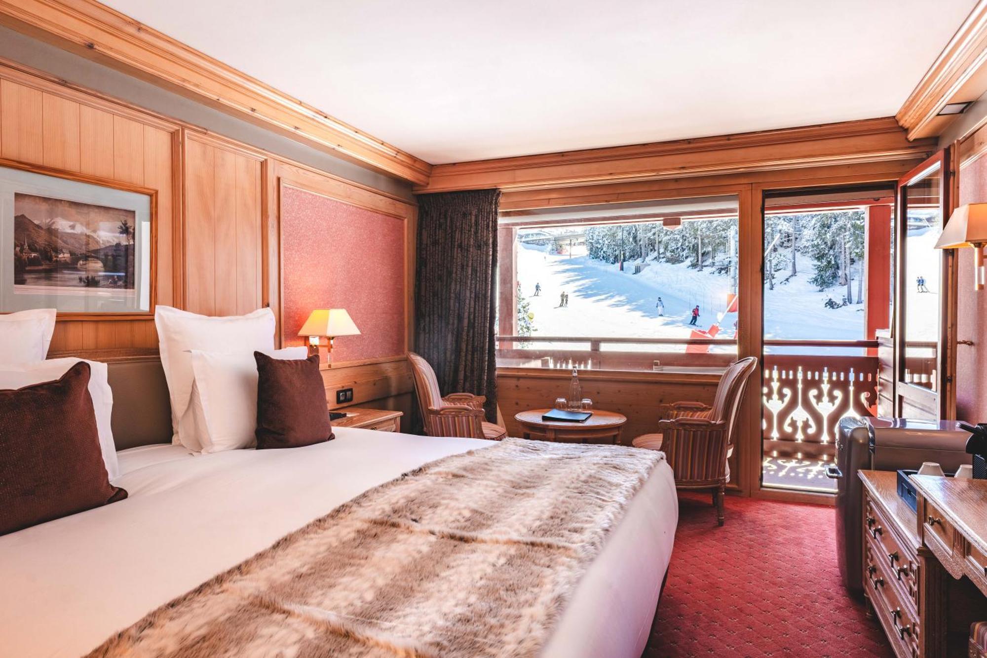 Hotel Carlina Courchevel Bagian luar foto